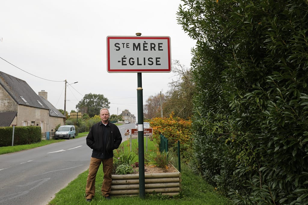 The obligatory photo at the town entry. We took a lot of these!