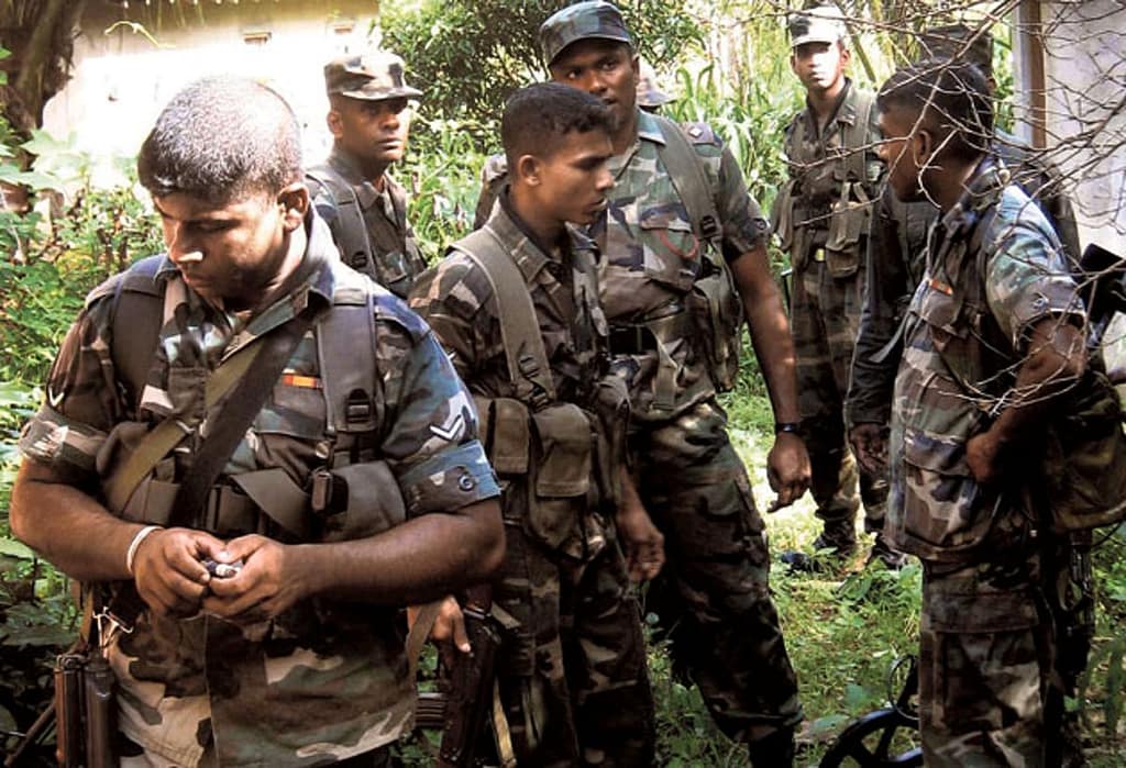 Sri Lankan soldiers in the final campaigns against the LTTE in 2009