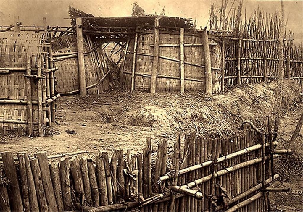 Battle of Hoa Moc, 2-3 March 1885. The Chinese forces, and teh Black Flags in particular, were expert in teh construction of field fortifications. Here is a typical Black Flag fortification with covered bunkers, firing portals, and all protected by layers of sharpened bamboo stakes.