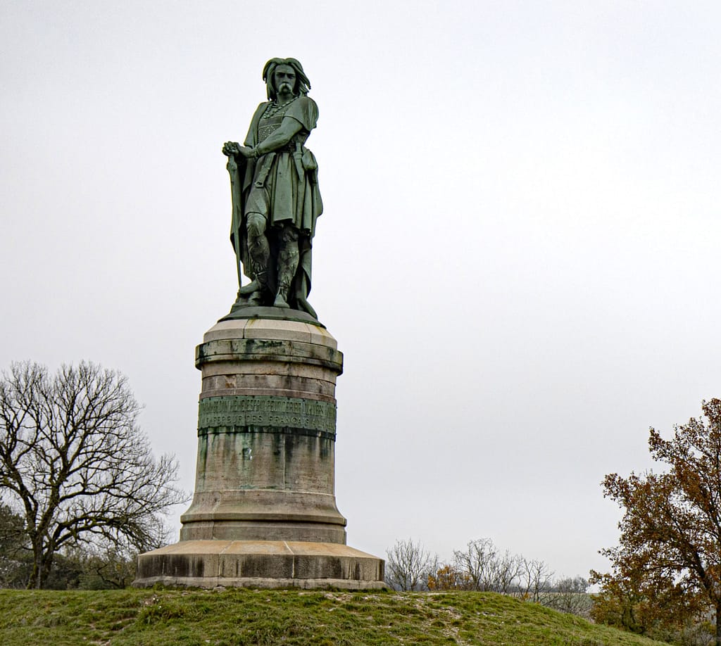 Statue of Vercingetorix at the western end of the hilltop, overlooking the village of Alise-Sainte-Reine