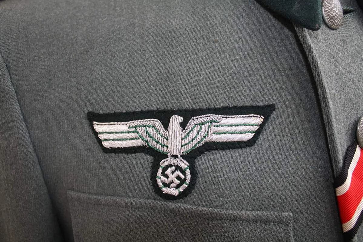 WW2-Wehrmacht-1st-Cavalry-Regiment-tunic