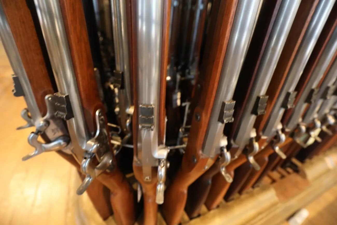 The 'Organ of Muskets' at Springfield. 1100+ never-issued Springfield Model 1861 Percussion Rifle-Muskets