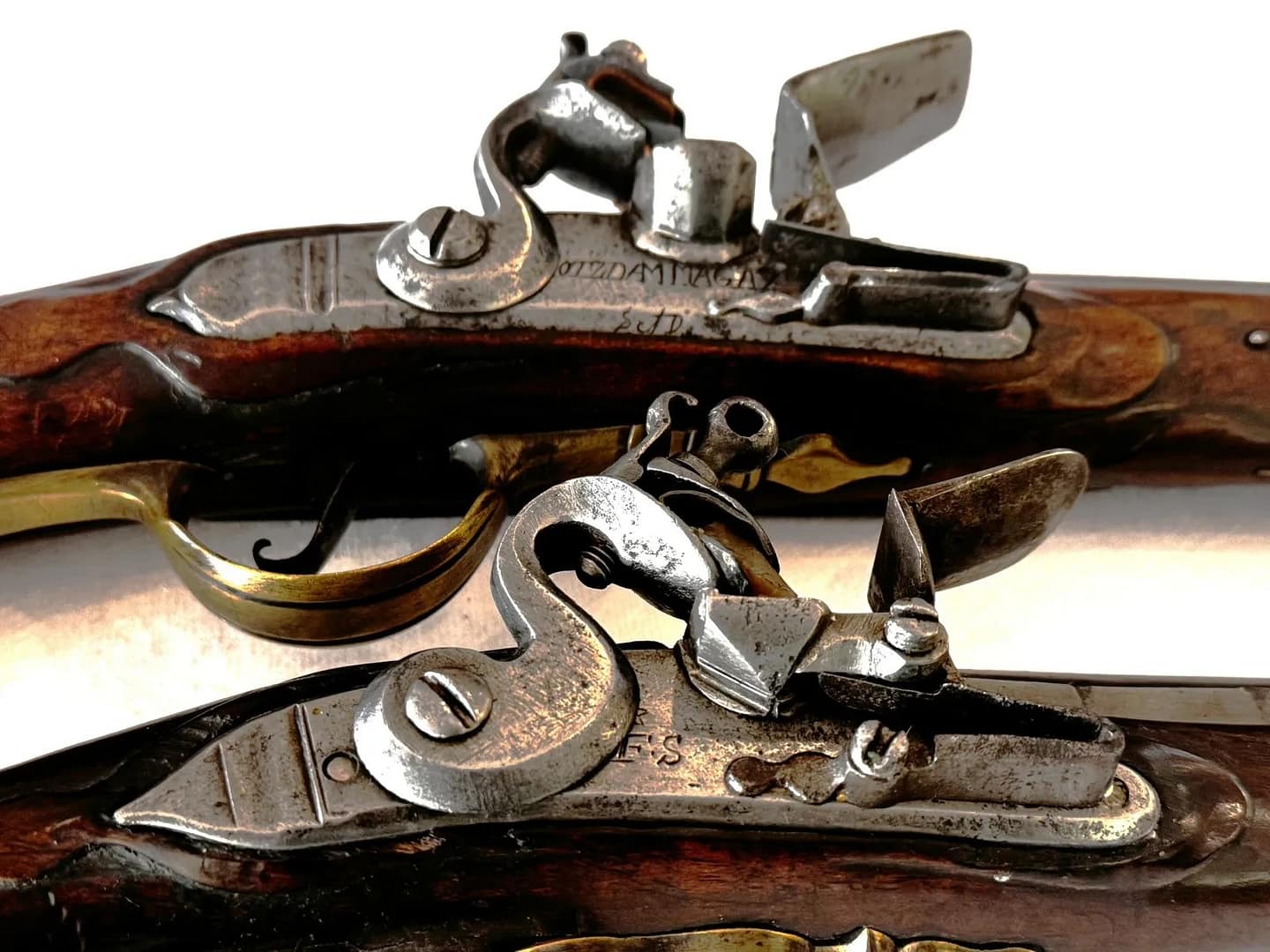 Prussian 1742 pistol comparison