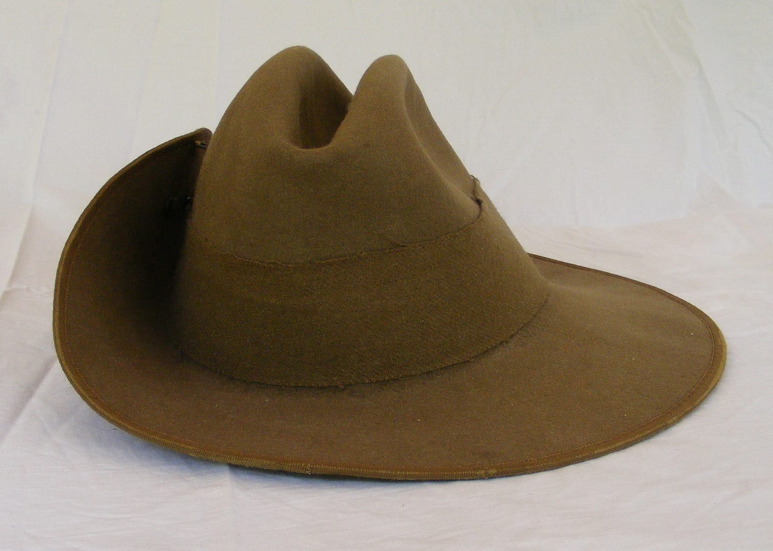 WW1 AIF slouch hat 114 Howitzer Battery