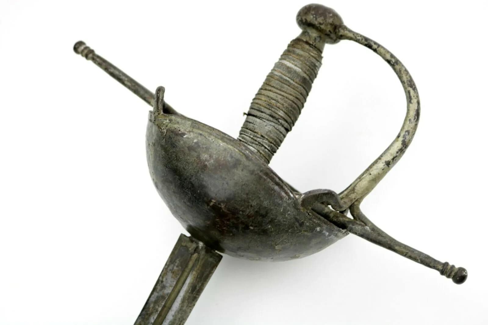 1600-Spanish-Bilbao-Cup-Hilt-Rapier-sword-10