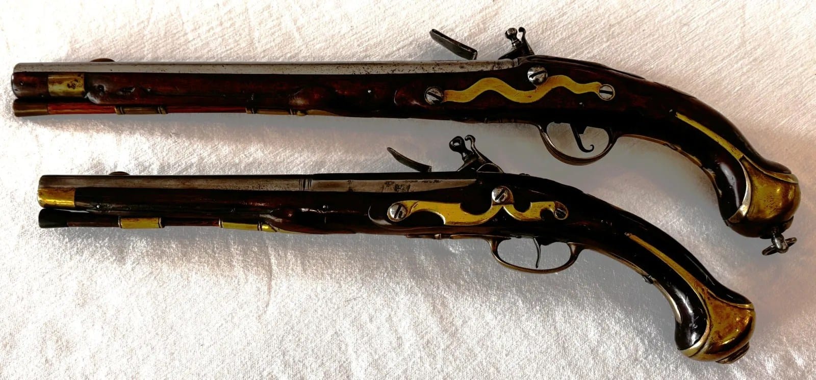 Prussian 1742 pistol comparison