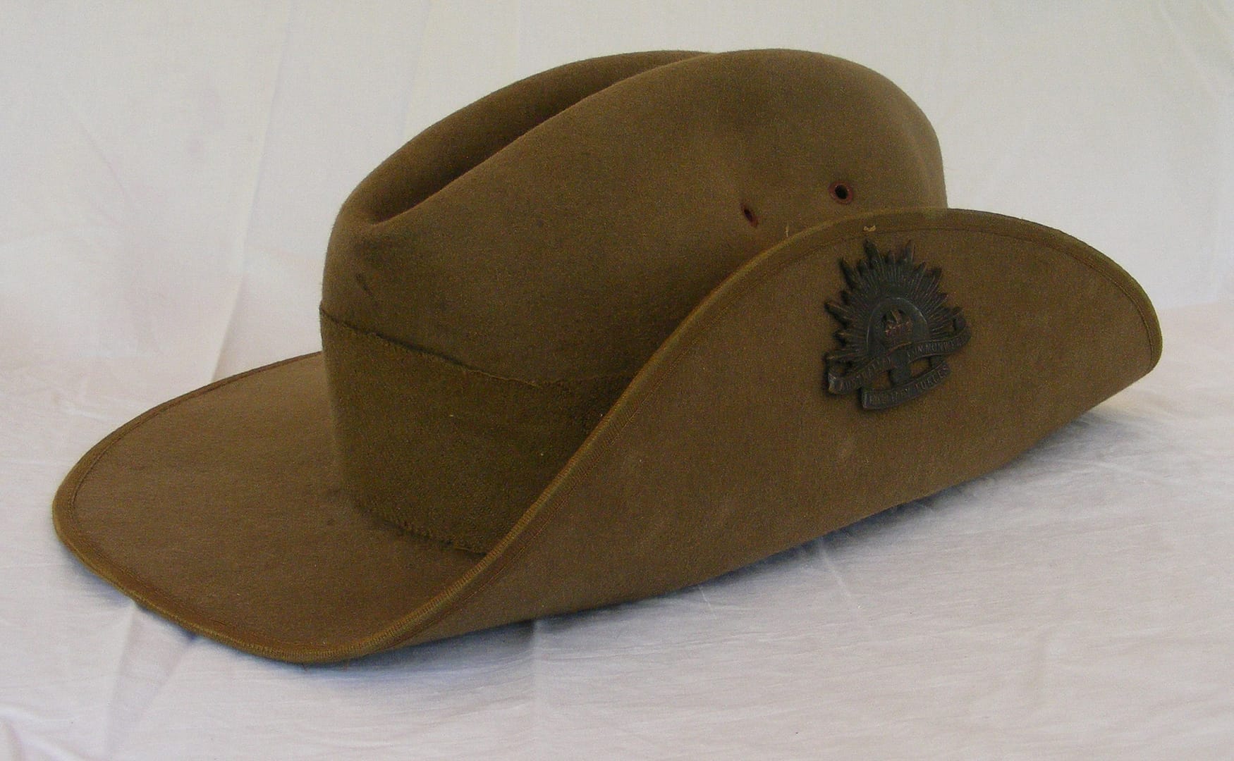 WW1 AIF slouch hat 114 Howitzer Battery