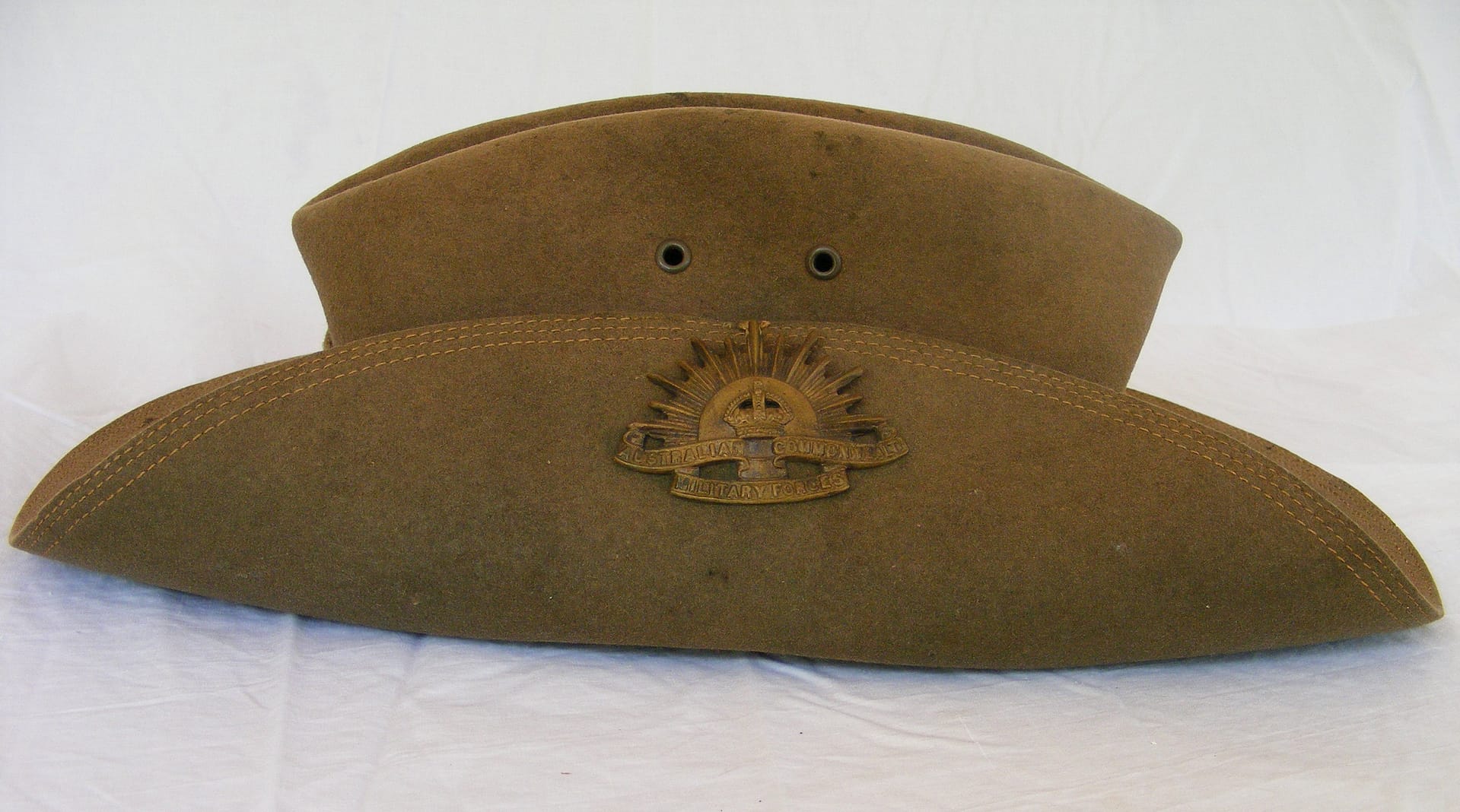WW1 Australian Slouch Hat, UK manufactured, stitched edge