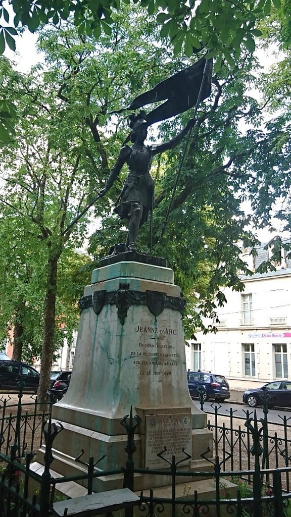 Statue of Jeanne d'Arc in Patay village