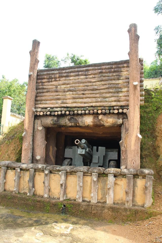 Viet Minh artillery dug into the hills overlooking Strongpoint Beatrice.